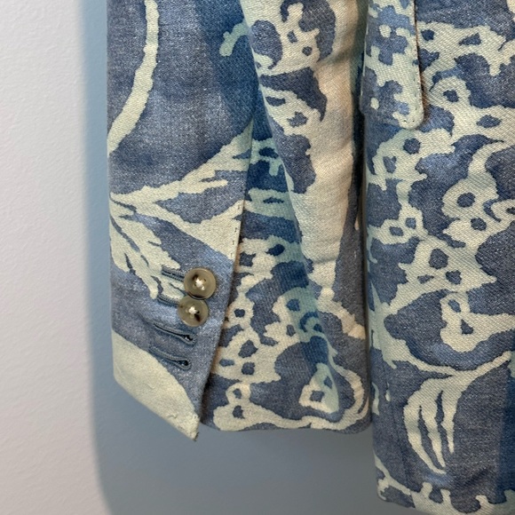 MUSIKA FRÈRE - Floral (Damask) Print Blazer - Picture 7 of 11